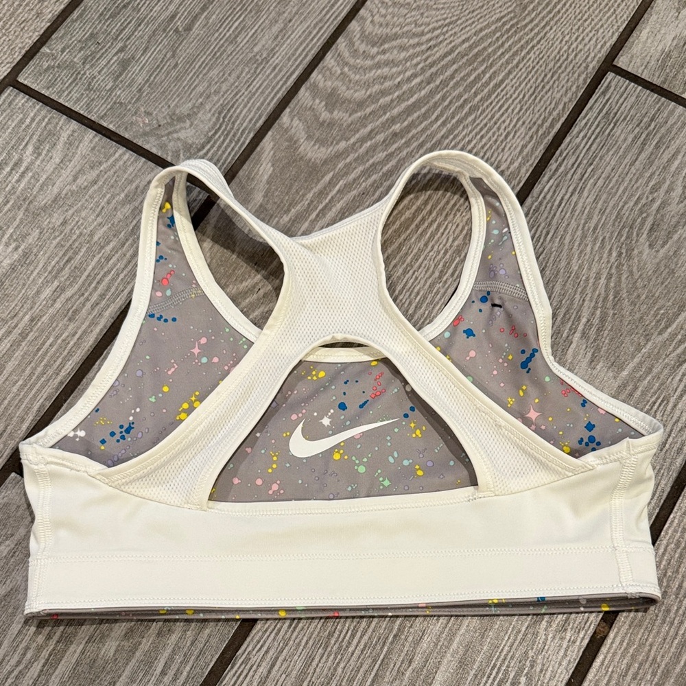 Reversible Nike Racerback Mesh Sports Bra - Picture 4 of 5